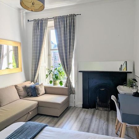 Huge Room In The City Edinburgh Exterior foto