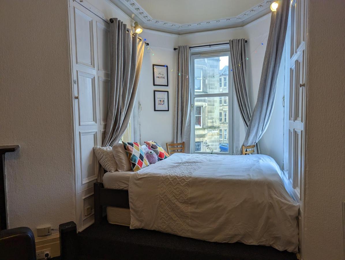 Huge Room In The City Edinburgh Exterior foto