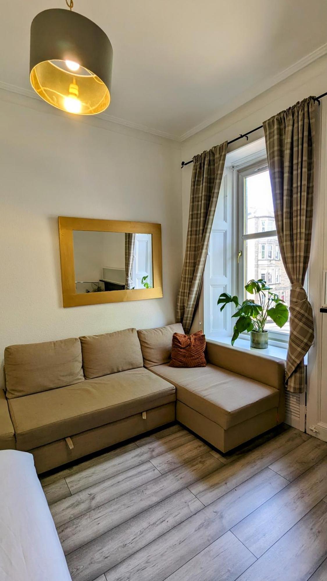 Huge Room In The City Edinburgh Exterior foto